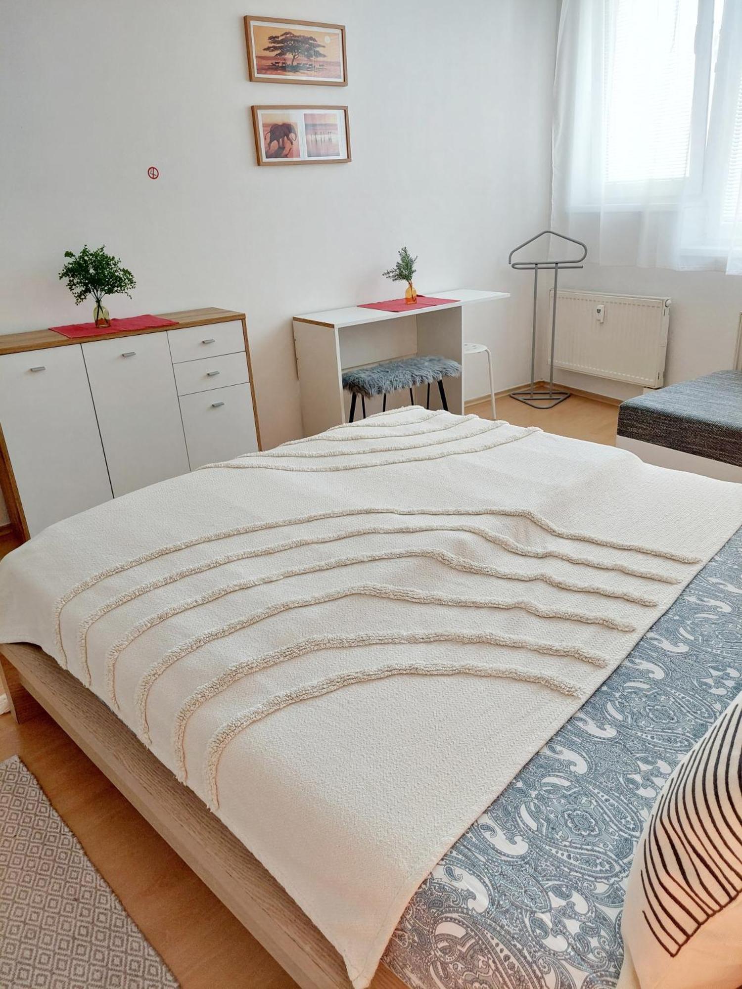 Apartment Castle With Terrace Self-check-in